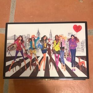 Vintage/ rare Henri Bendel Jewelry Box